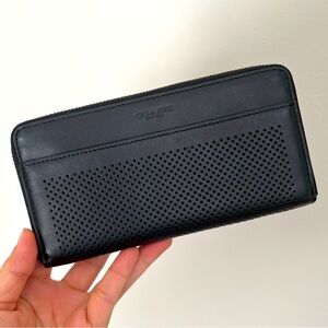 NWT—— Coach zip wallet for men black color genuine leather